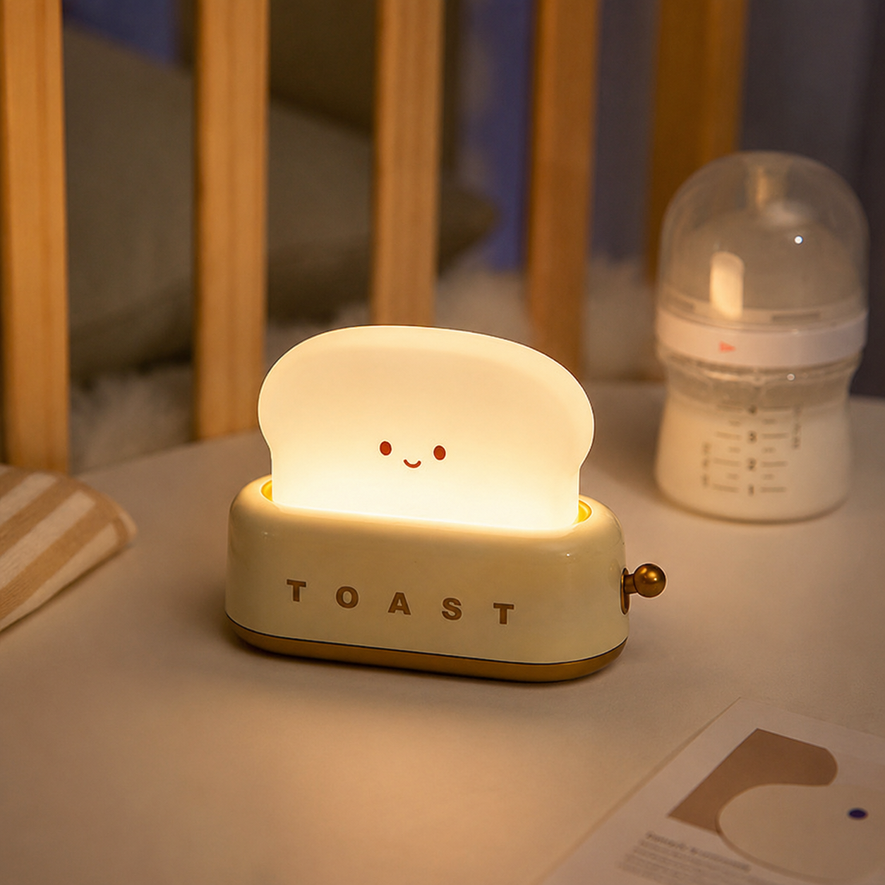 TOAST LAMP LIGHT
